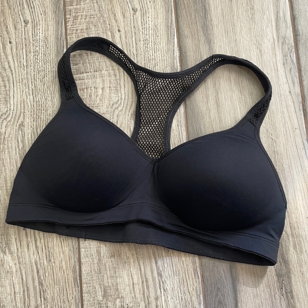 Victoria’s Secret yoga sports bra